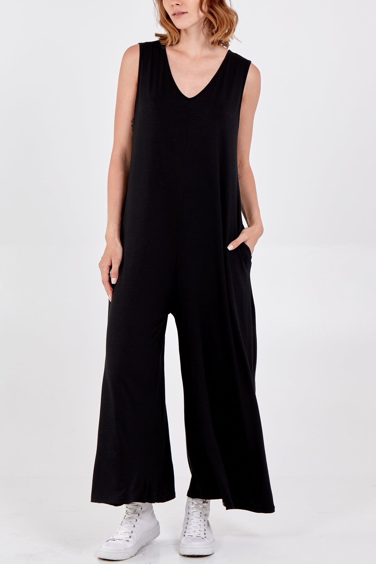 Sleeveless Plain V-Neck Jumpsuit Jump/Play WearAll Black One Size