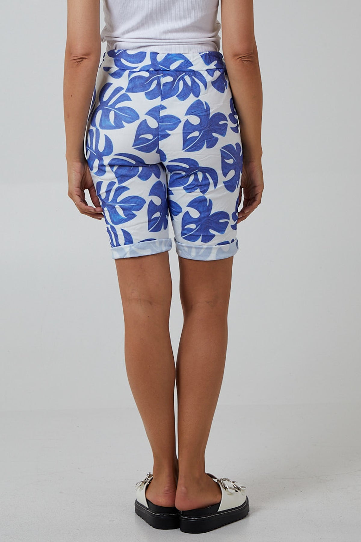 Monstera Leaf Super Stretch Shorts Shorts WearAll