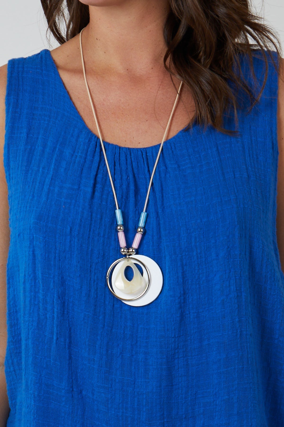 Double Layer Scoop Neck Necklace Vest TOPMF2 WearAll