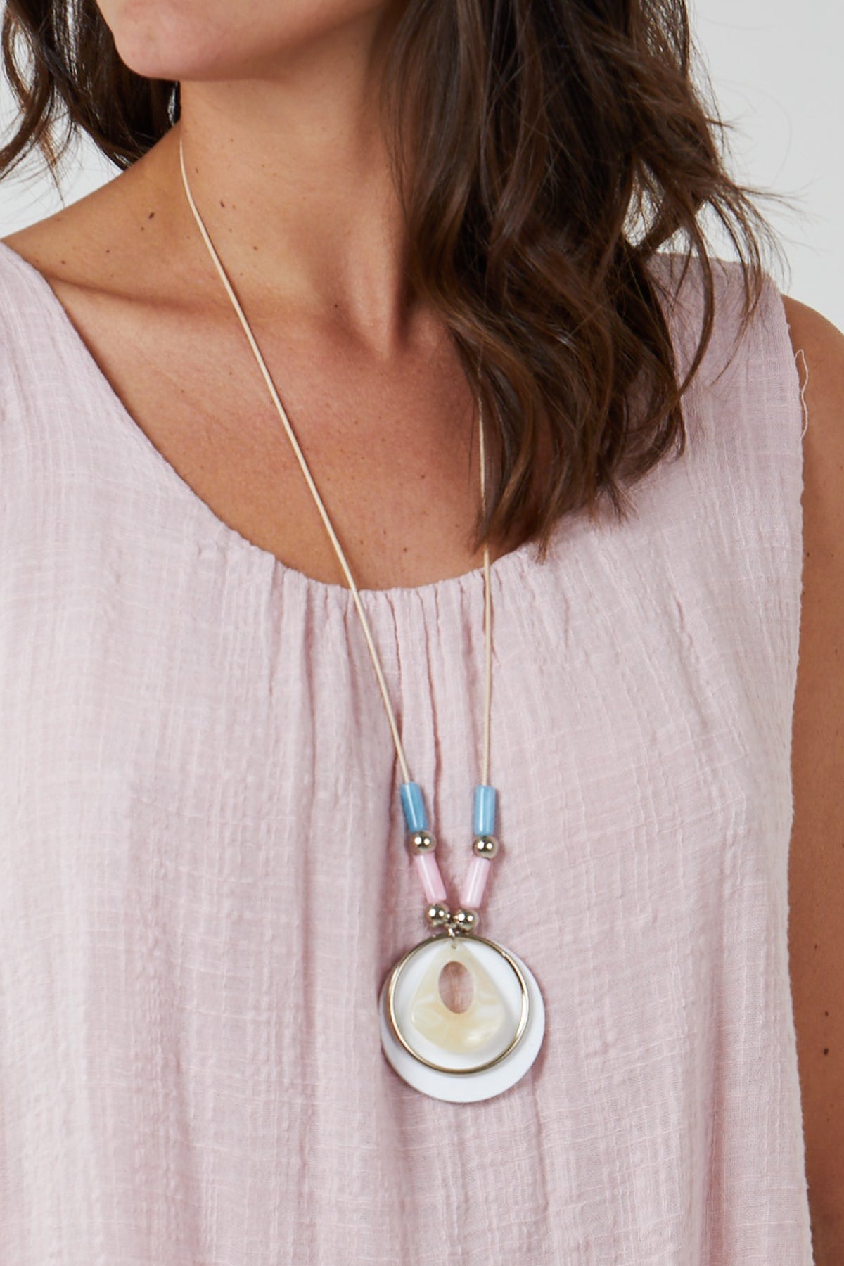 Double Layer Scoop Neck Necklace Vest TOPMF2 WearAll