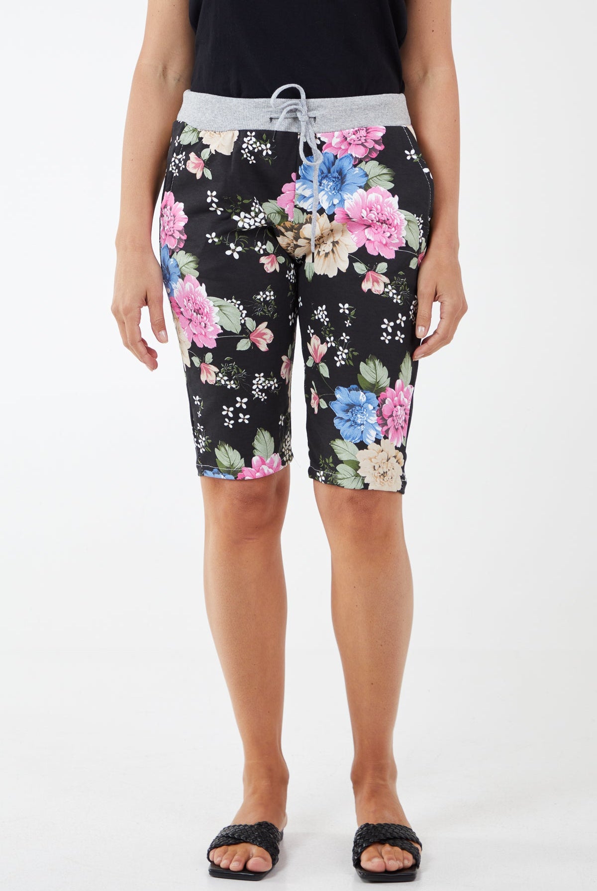Drawstring Waist Floral Shorts Shorts WearAll Black 8