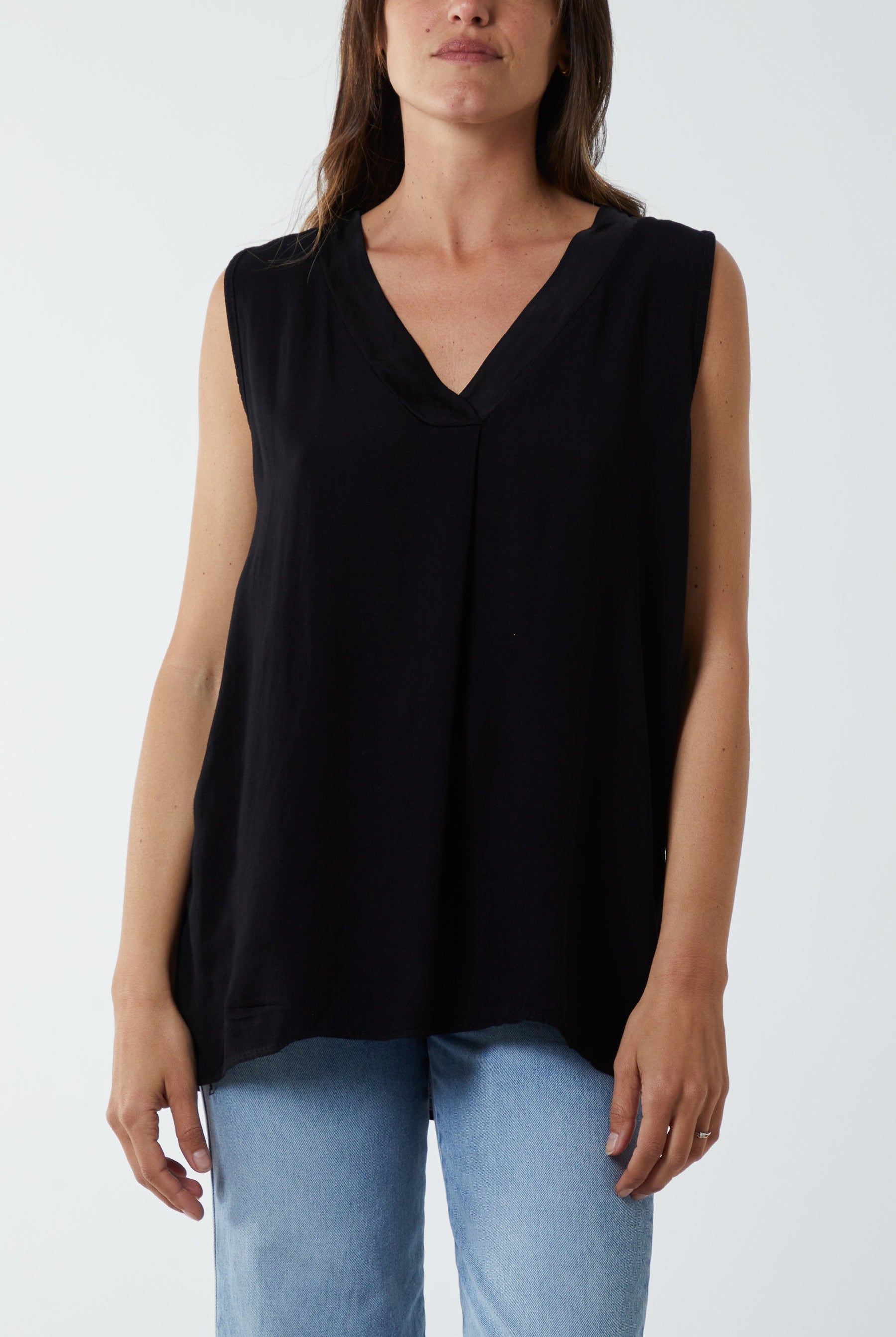 Kiwi Collar Satin Trim Vest TOPMF2 WearAll Black One Size