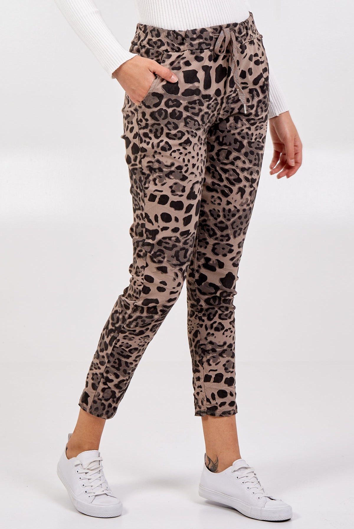 Magic Super Stretch Leopard Print Trousers LEG2 WearAll Mocha One Size