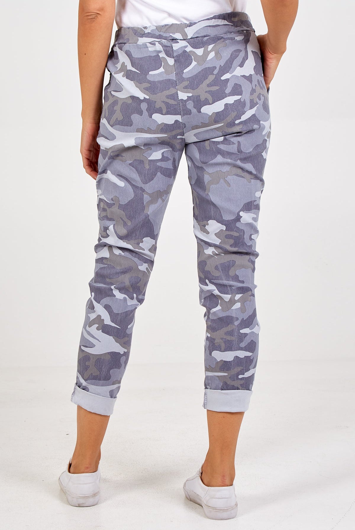 Magic Camouflage Trousers (Extra Large) TRS1 WearAll