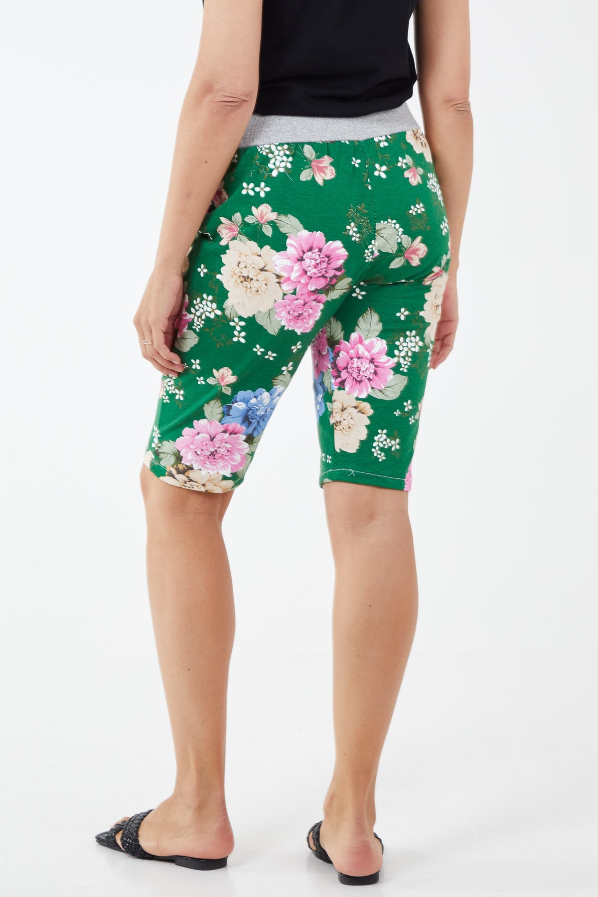 Drawstring Waist Floral Shorts Shorts WearAll
