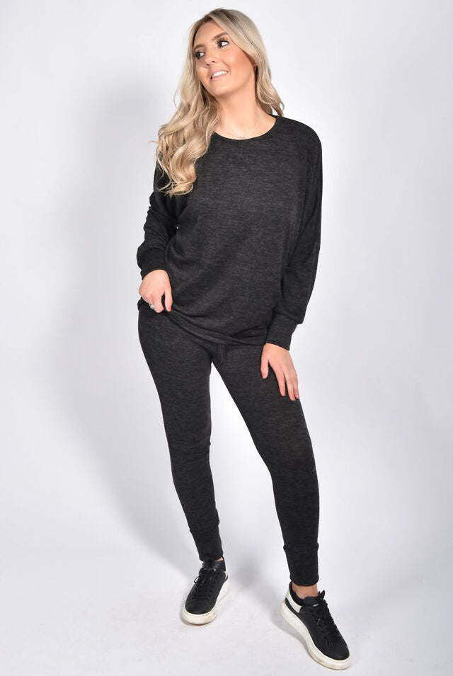 Dip Hem Top And Joggers Loungewear Tops WearAll Black M