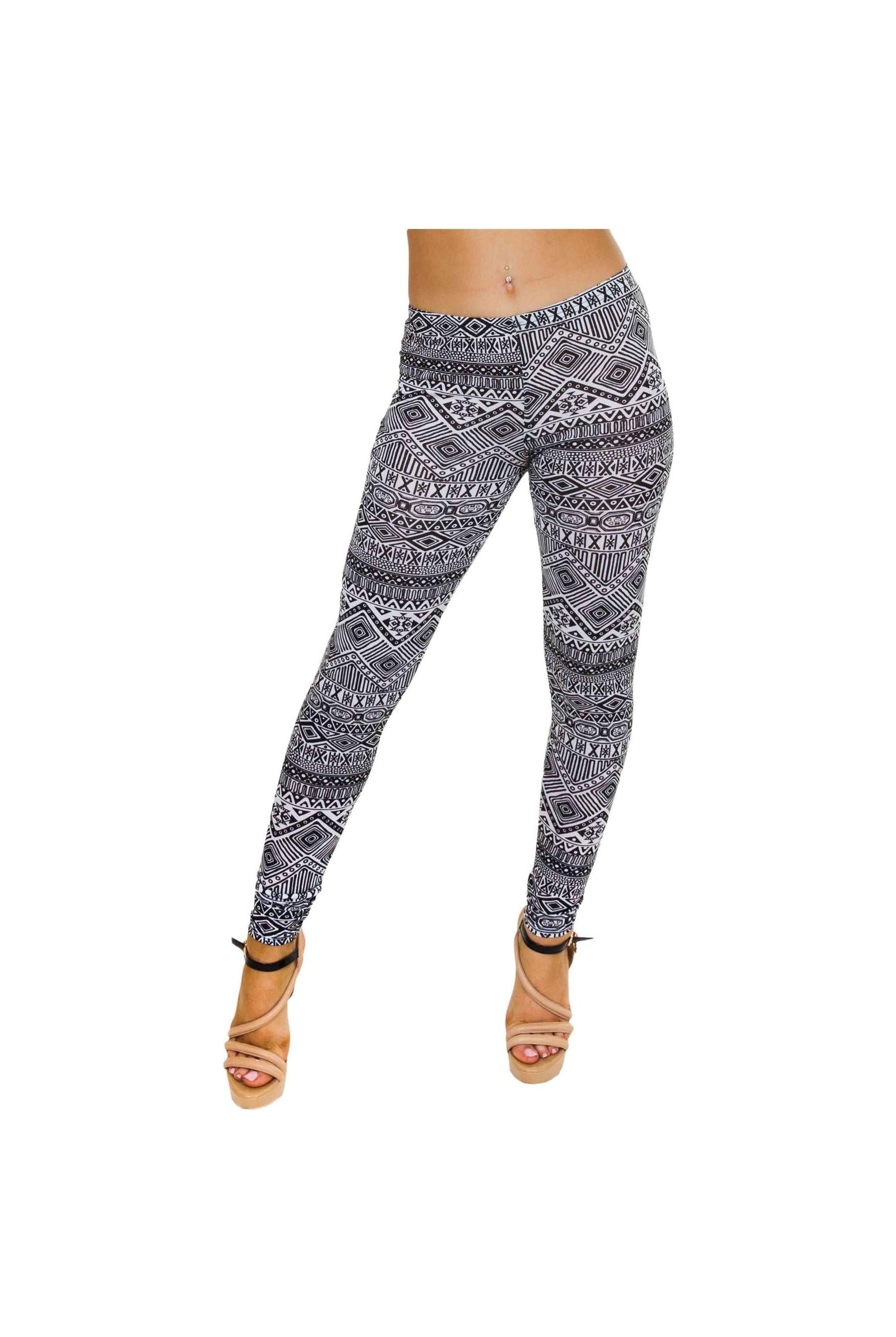 Plus Size Black White Aztec Small Print Leggings Leggings WearAll