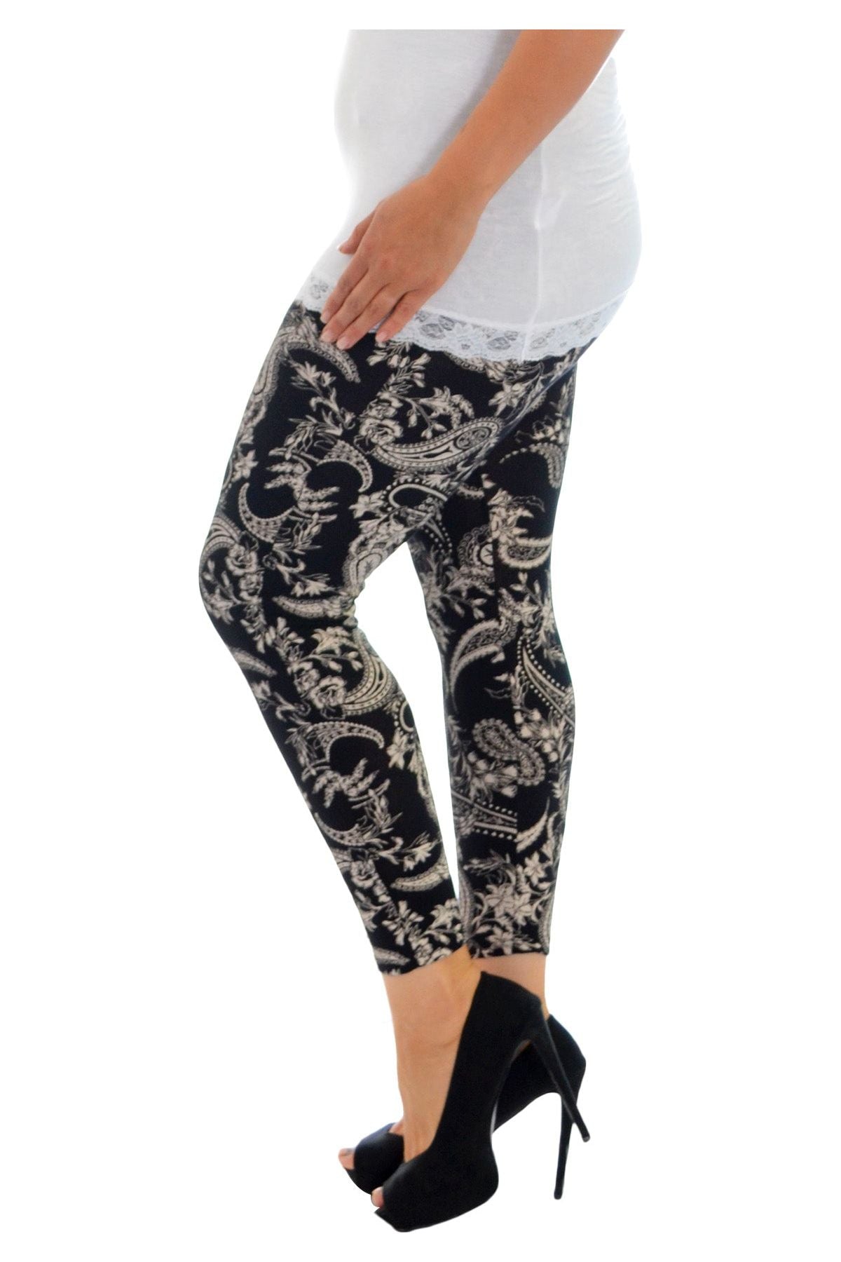 Paisley Print Leggings Leggings WearAll