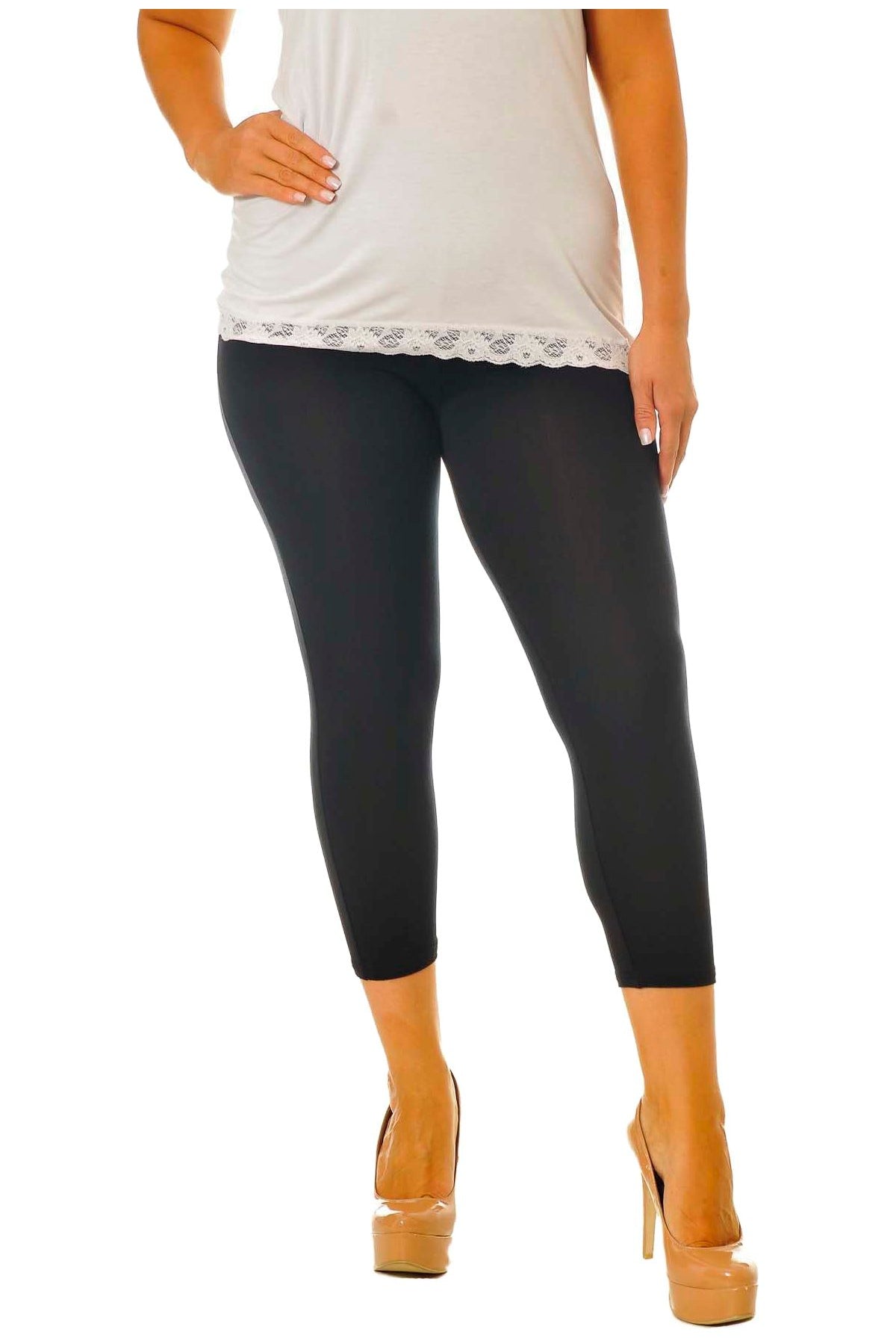 Plus Size 3/4 Length Cropped Leggings Leggings WearAll