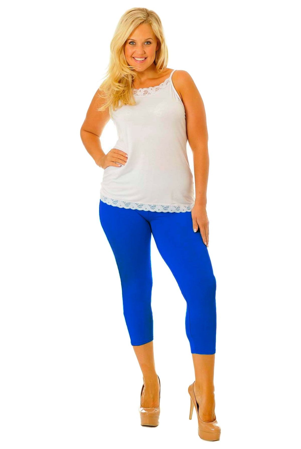 Plus Size 3/4 Length Cropped Leggings Leggings WearAll