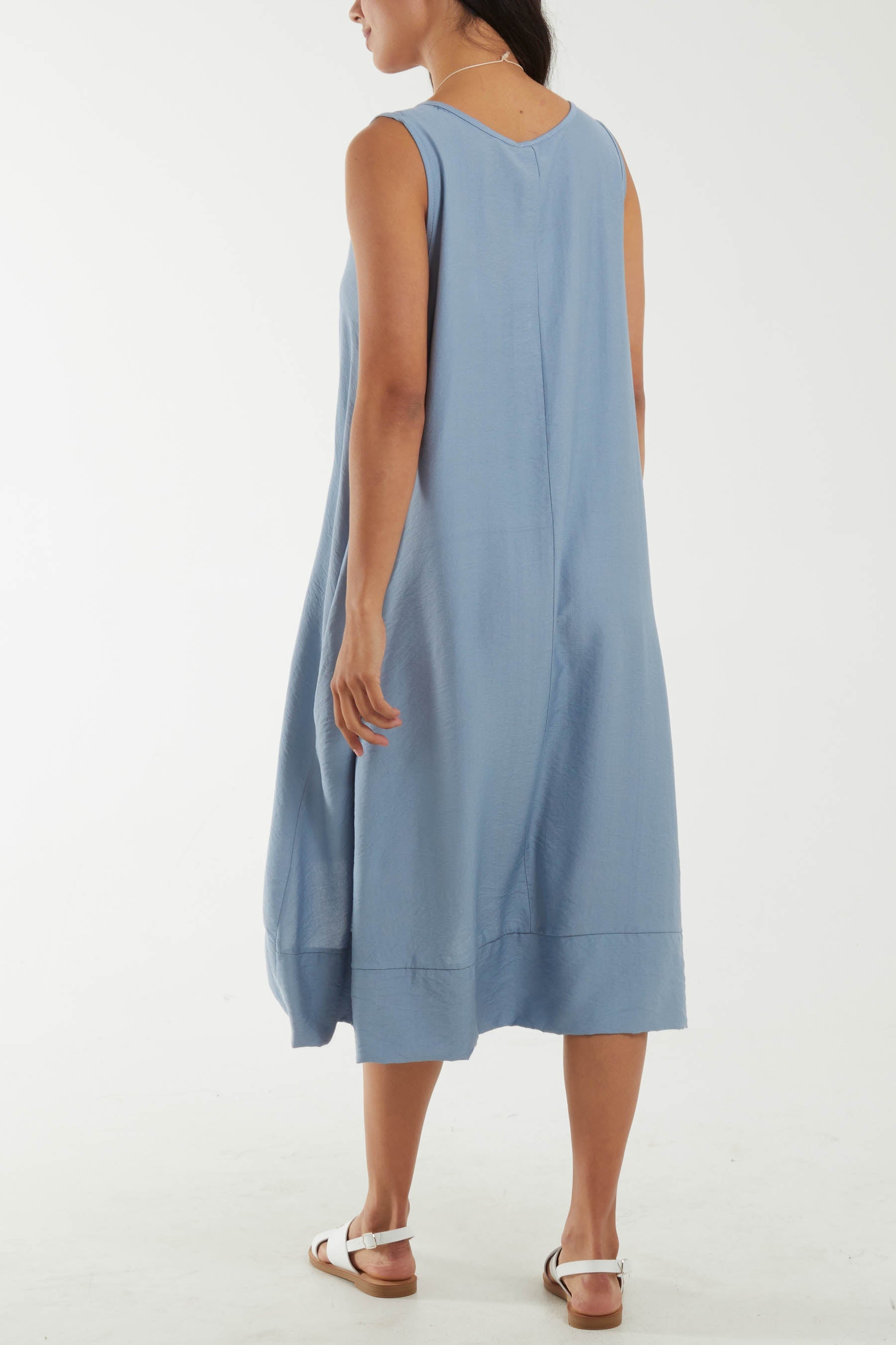 Round Neck Sleeveless Dress with Necklace Dresses WearAll