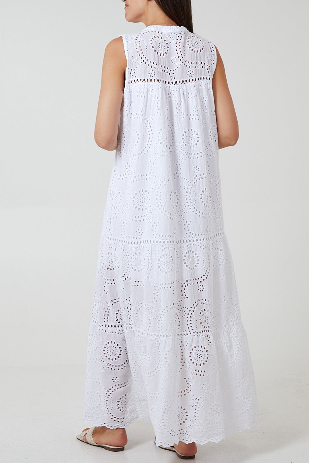 Broderie Anglaise Tiered Maxi Dress DMF2 WearAll