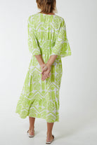 Baroque Floral Shirred Midi Dress DMF2 WearAll