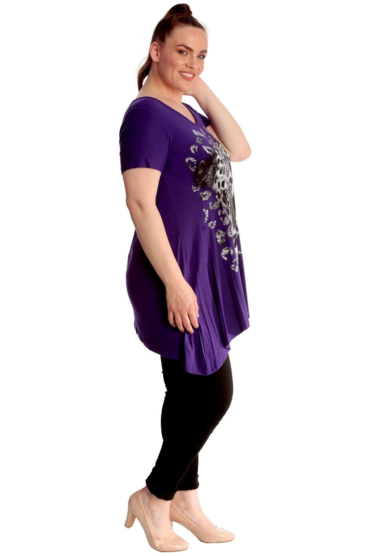 Leopard Print Hanky Hem Short Sleeve Top