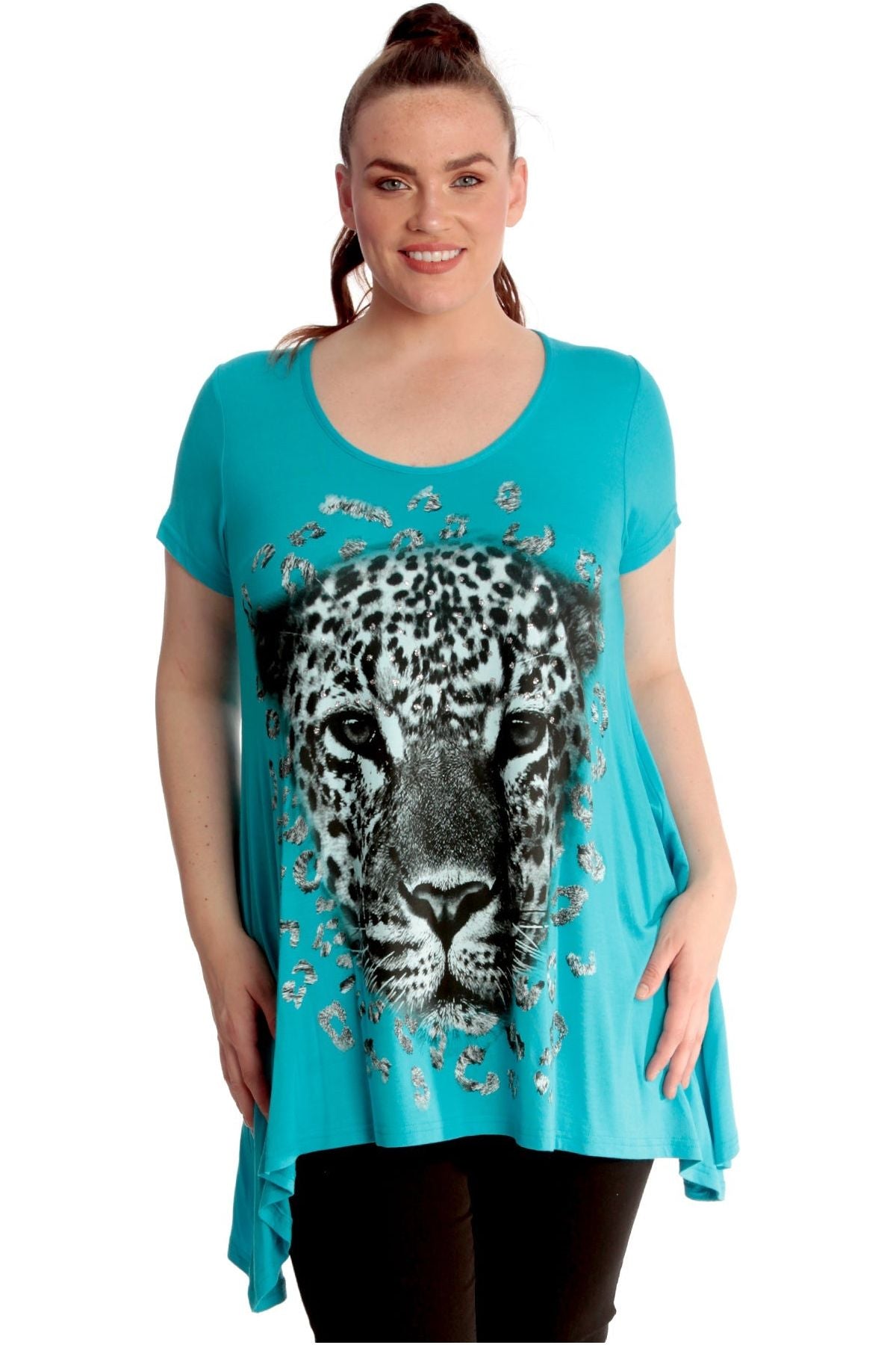 Leopard Print Hanky Hem Short Sleeve Top
