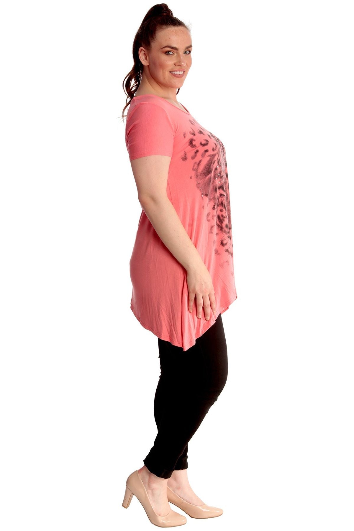 Leopard Print Hanky Hem Short Sleeve Top