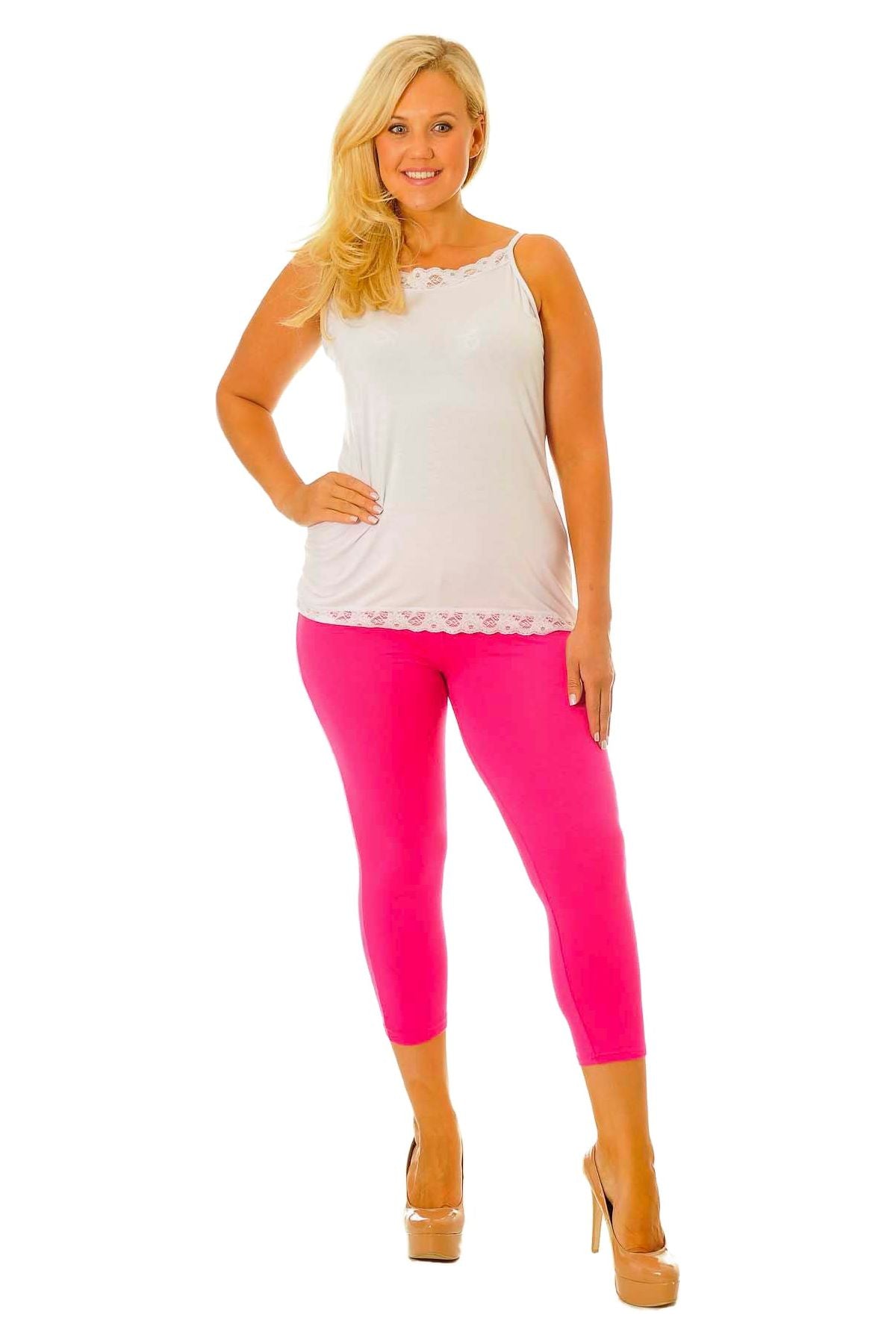 Plus Size 3/4 Length Cropped Leggings Leggings WearAll