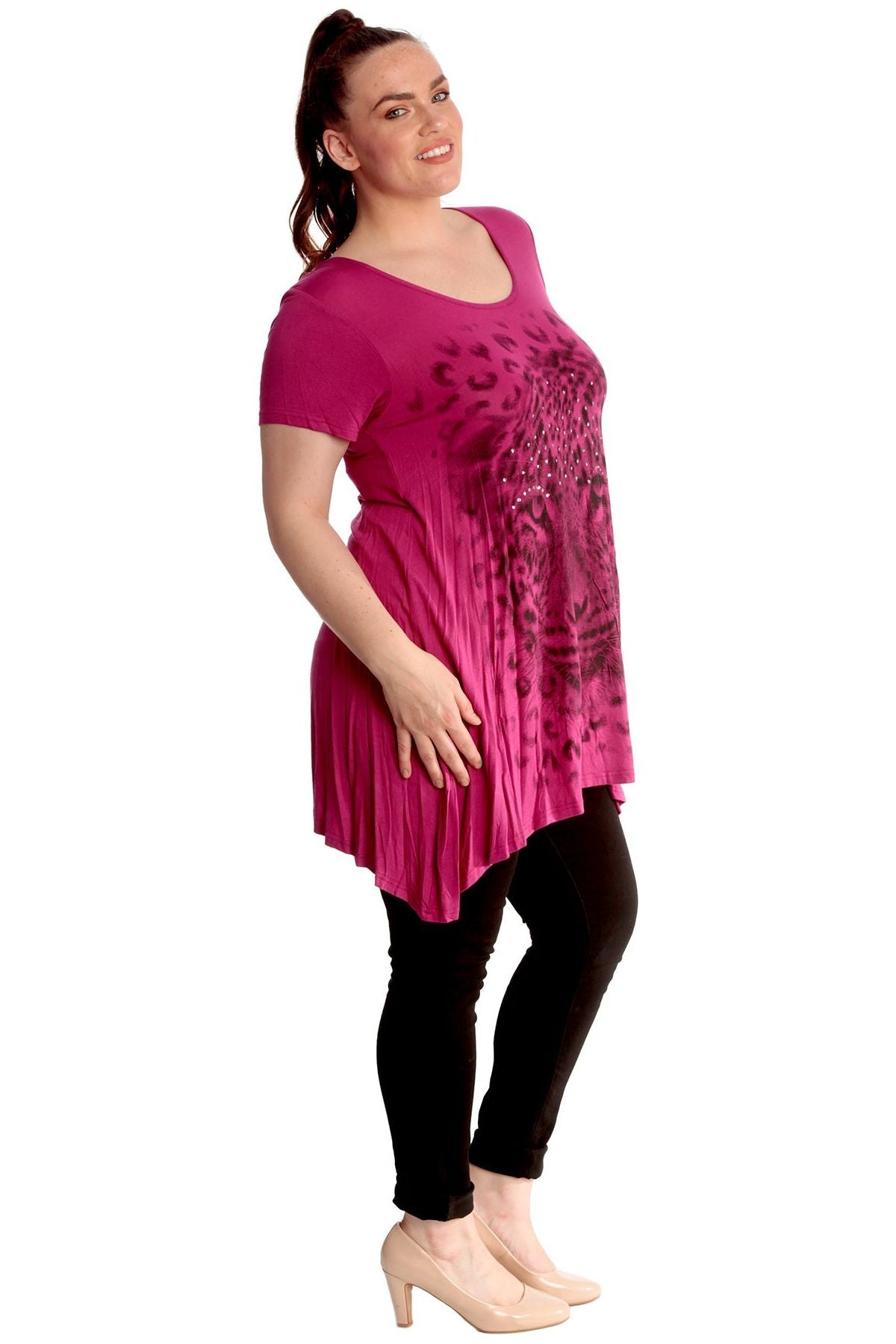 Leopard Print Hanky Hem Short Sleeve Top