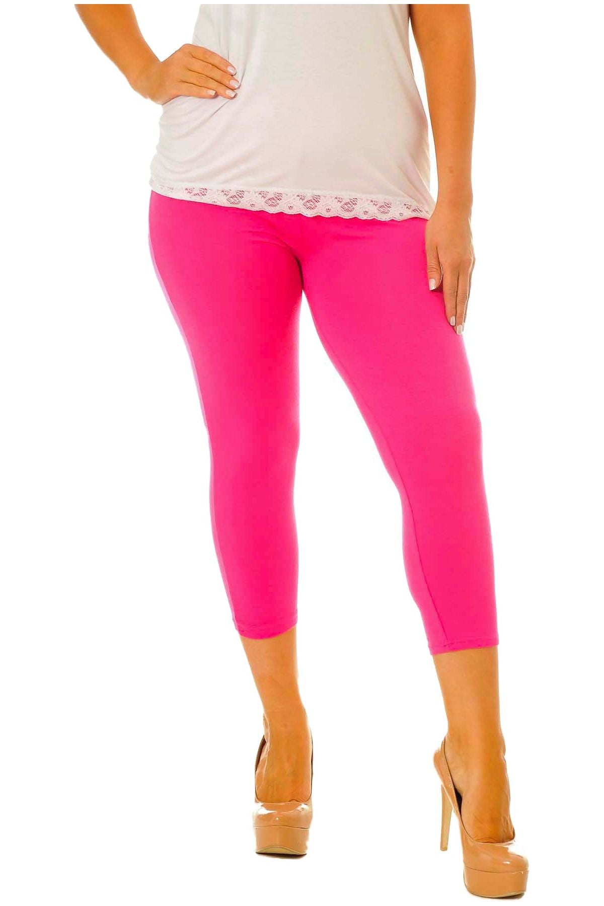 Plus Size 3/4 Length Cropped Leggings Leggings WearAll